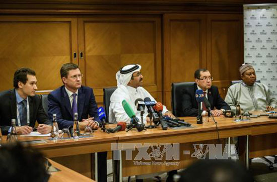 OPEC sẵn sàng cắt giảm sản lượng dầu mỏ ảnh 1